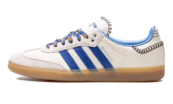 Basket Samba d'Adidas, semelle caoutchouc brun, couleur blanche et bleu