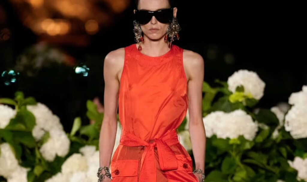 Collection P/E 26, Saint Laurent