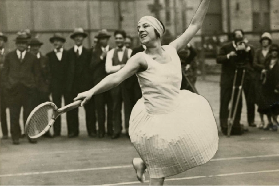Suzanne Lenglen habillée par Jean Patou
