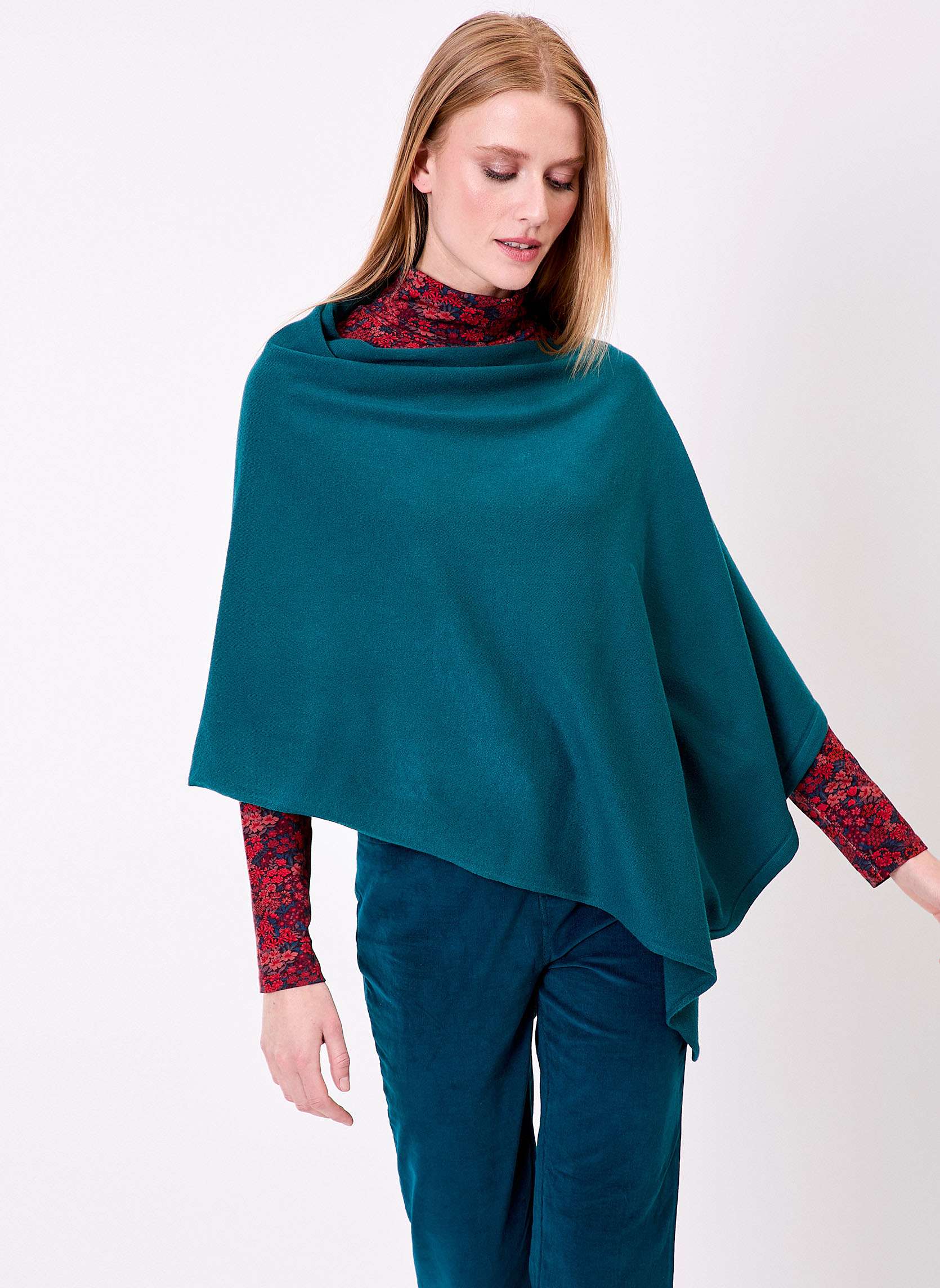 Poncho maille femme LAYAMA