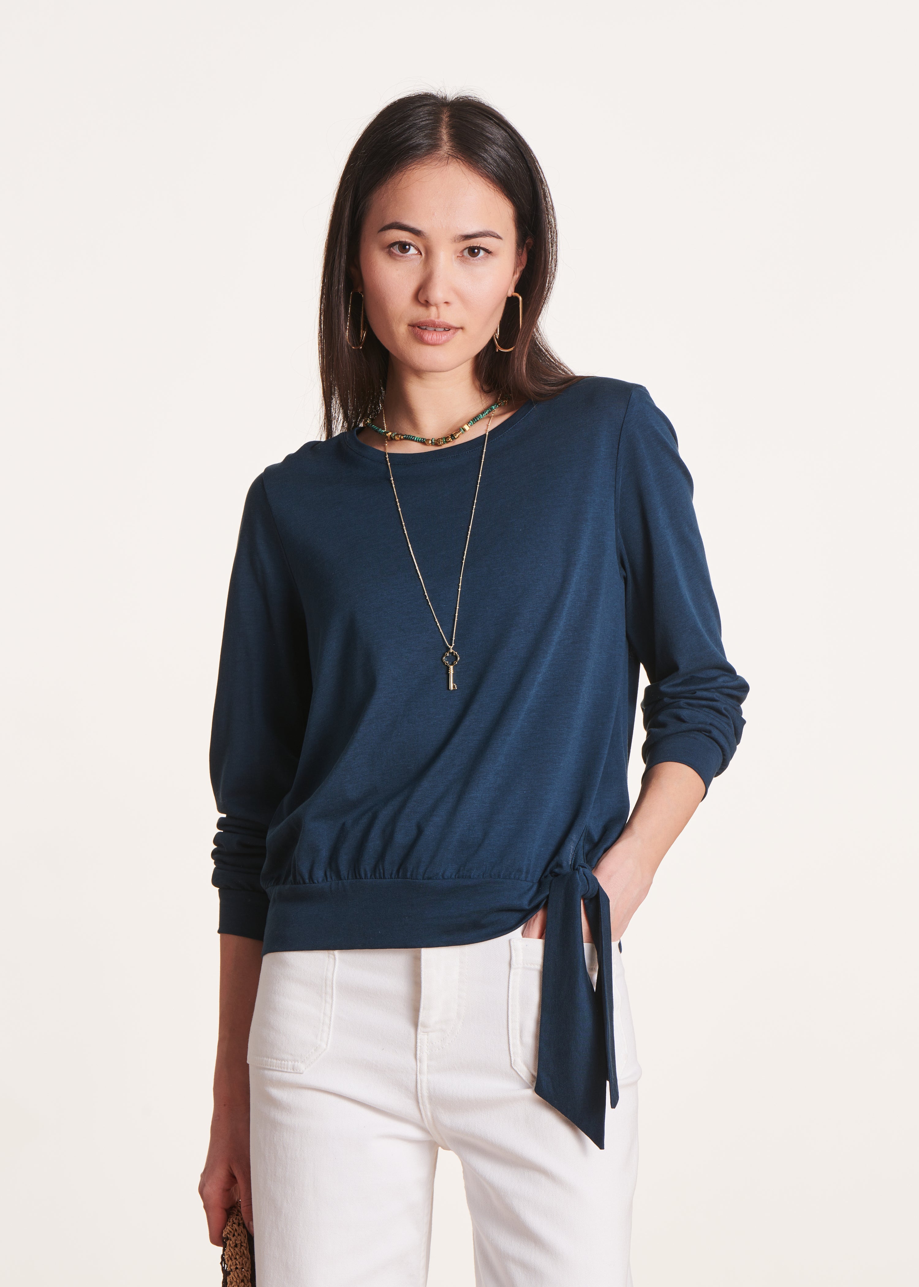 T-shirt bleu pétrole fluide à nouer