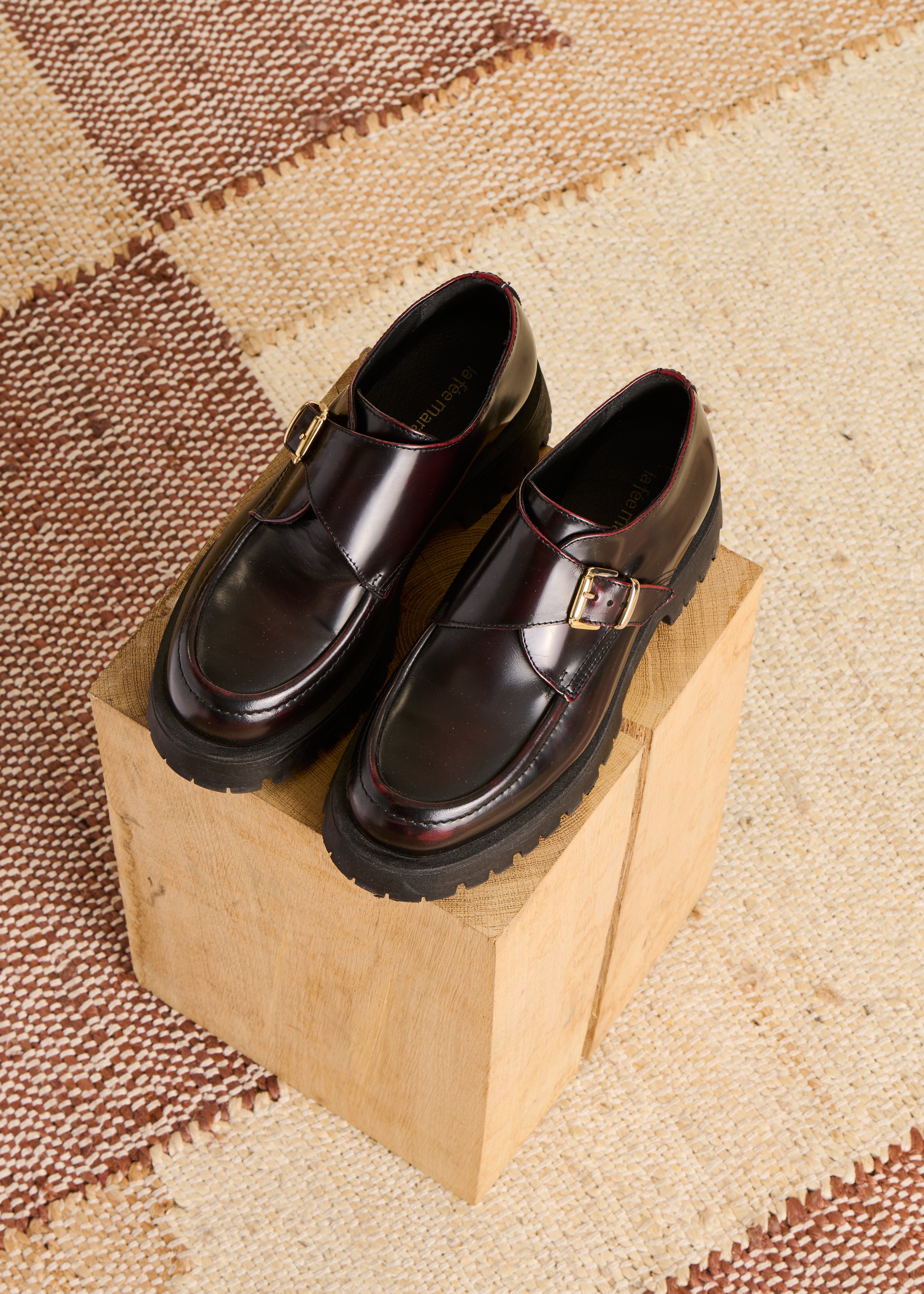 Derbies prune à boucle