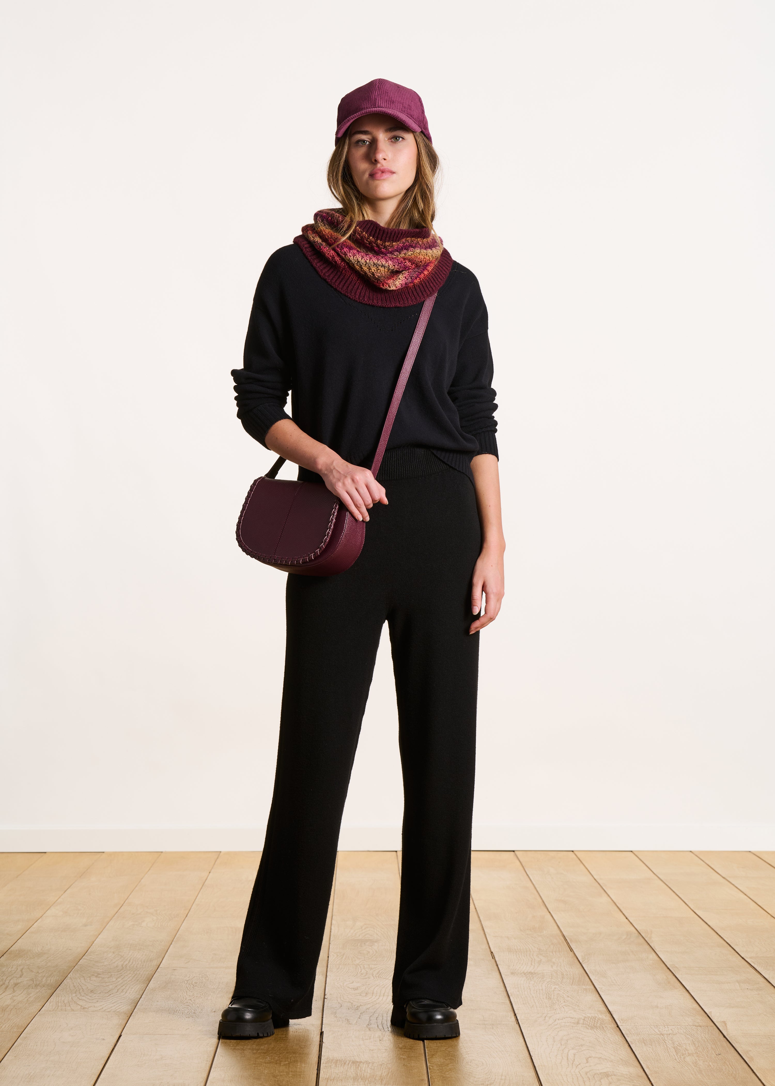 Pantalon large en maille noire taille élastique