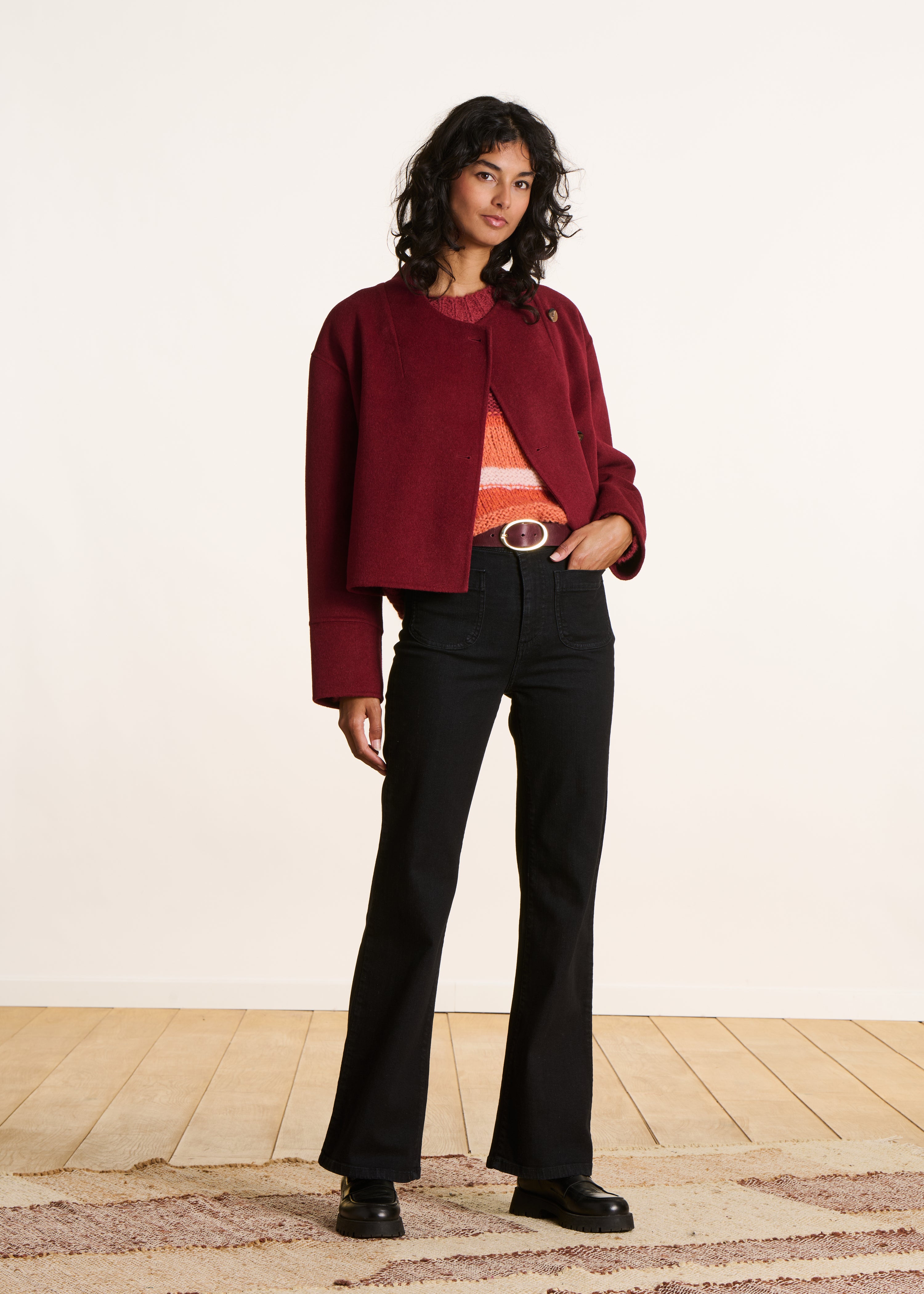 Jean bootcut noir en coton biologique