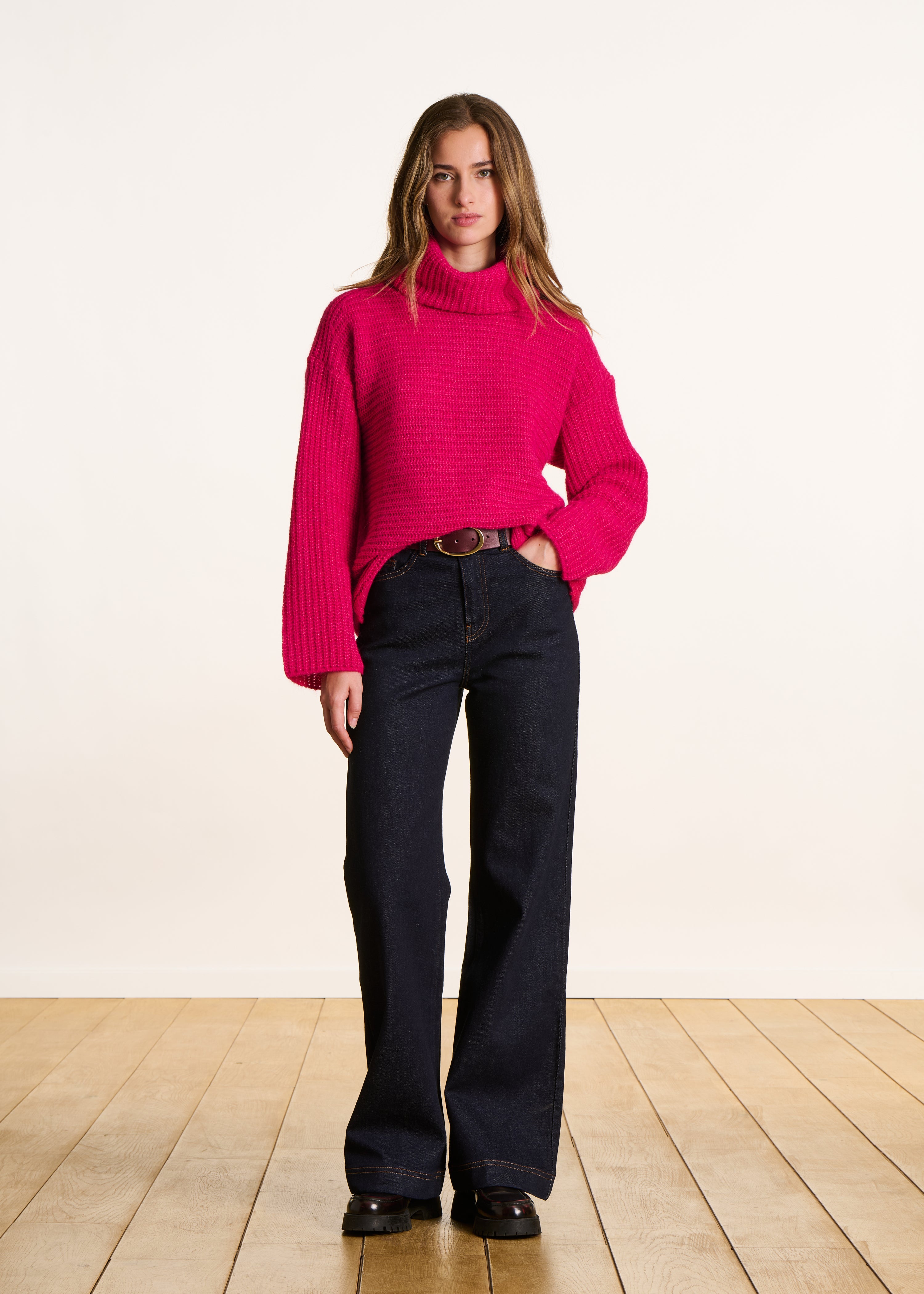 Jean droit brut en coton biologique