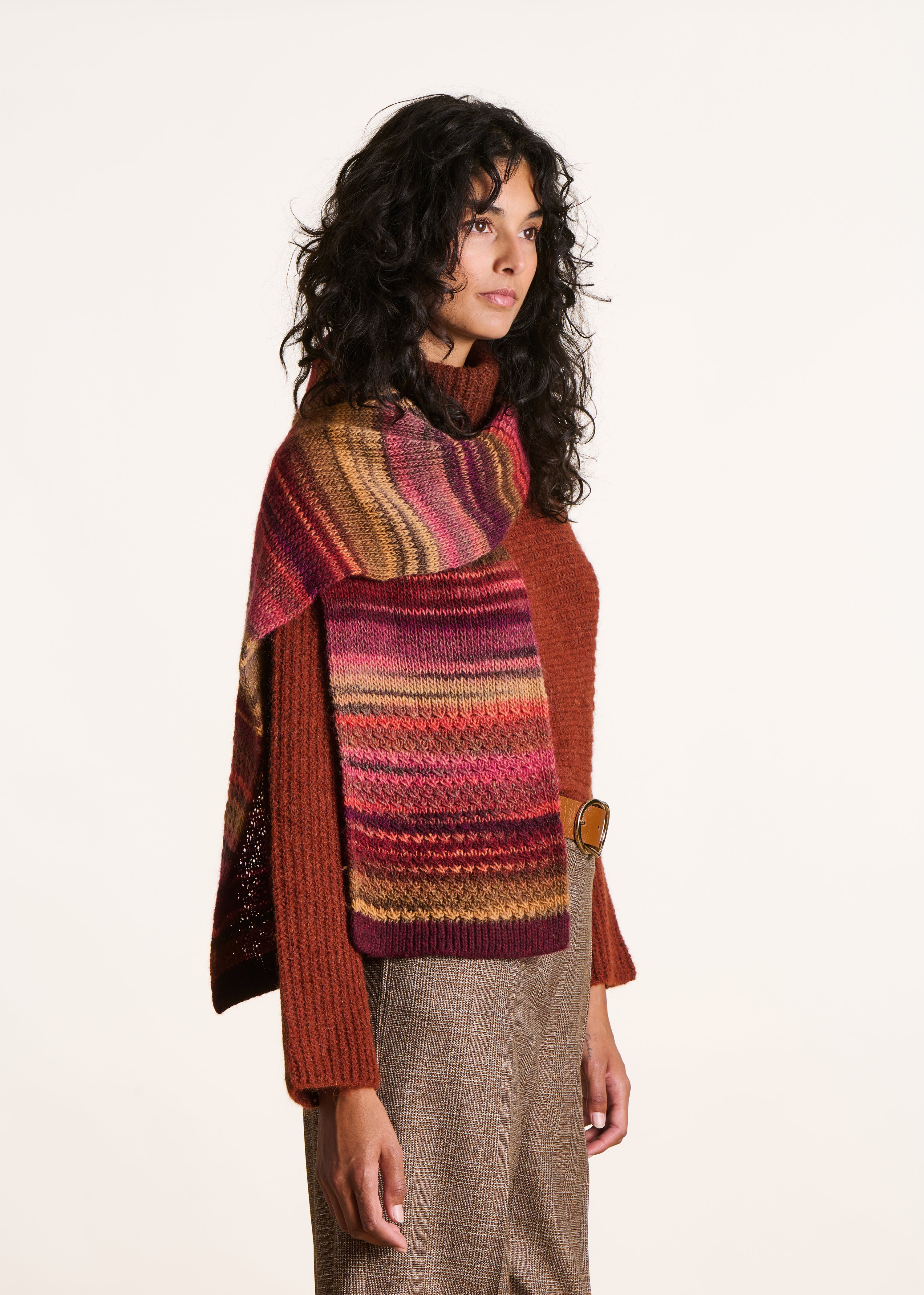 Écharpe tricotée multicolore