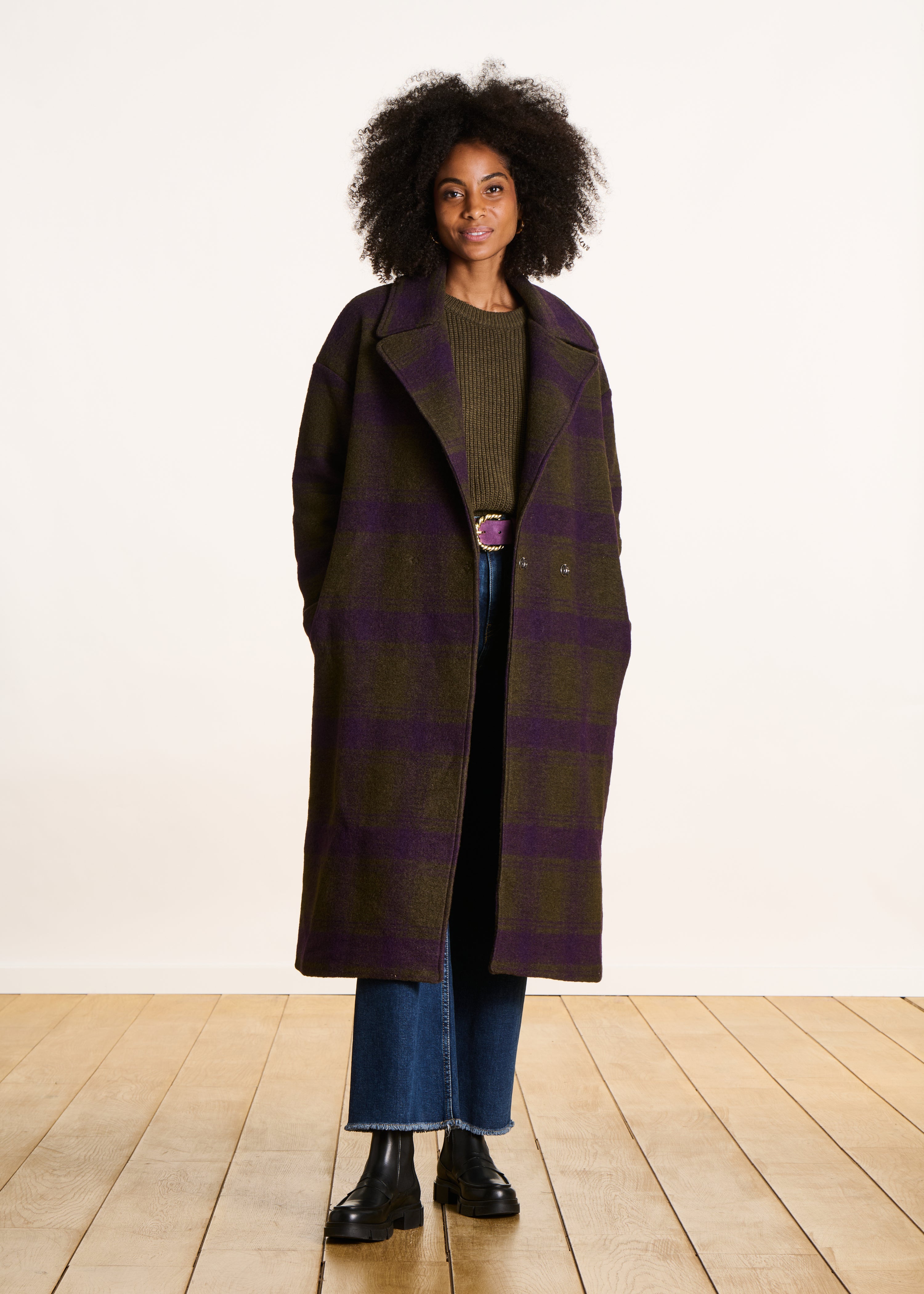 Manteau long à carreaux kaki et violet