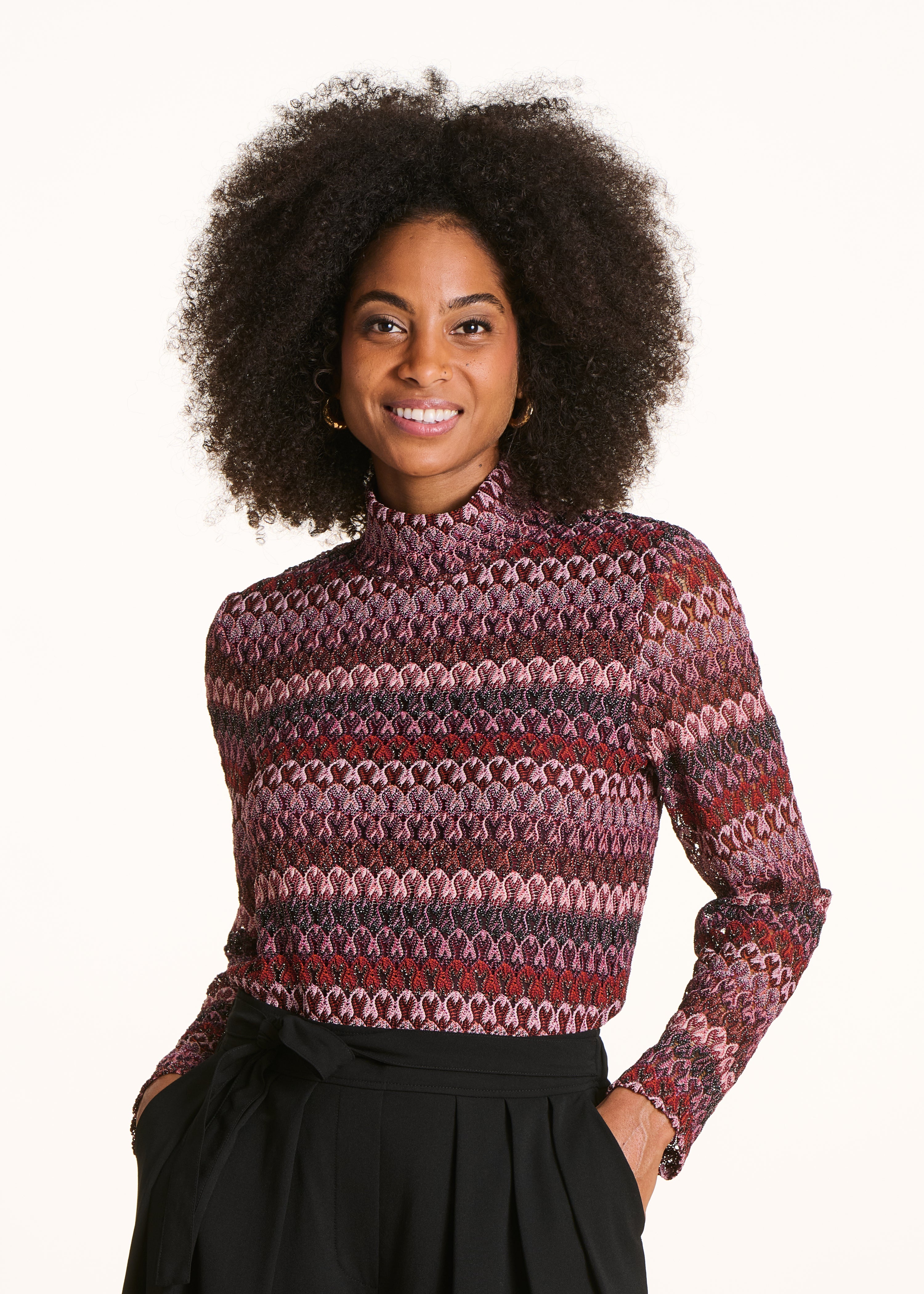 T-shirt rouge en crochet manches longues