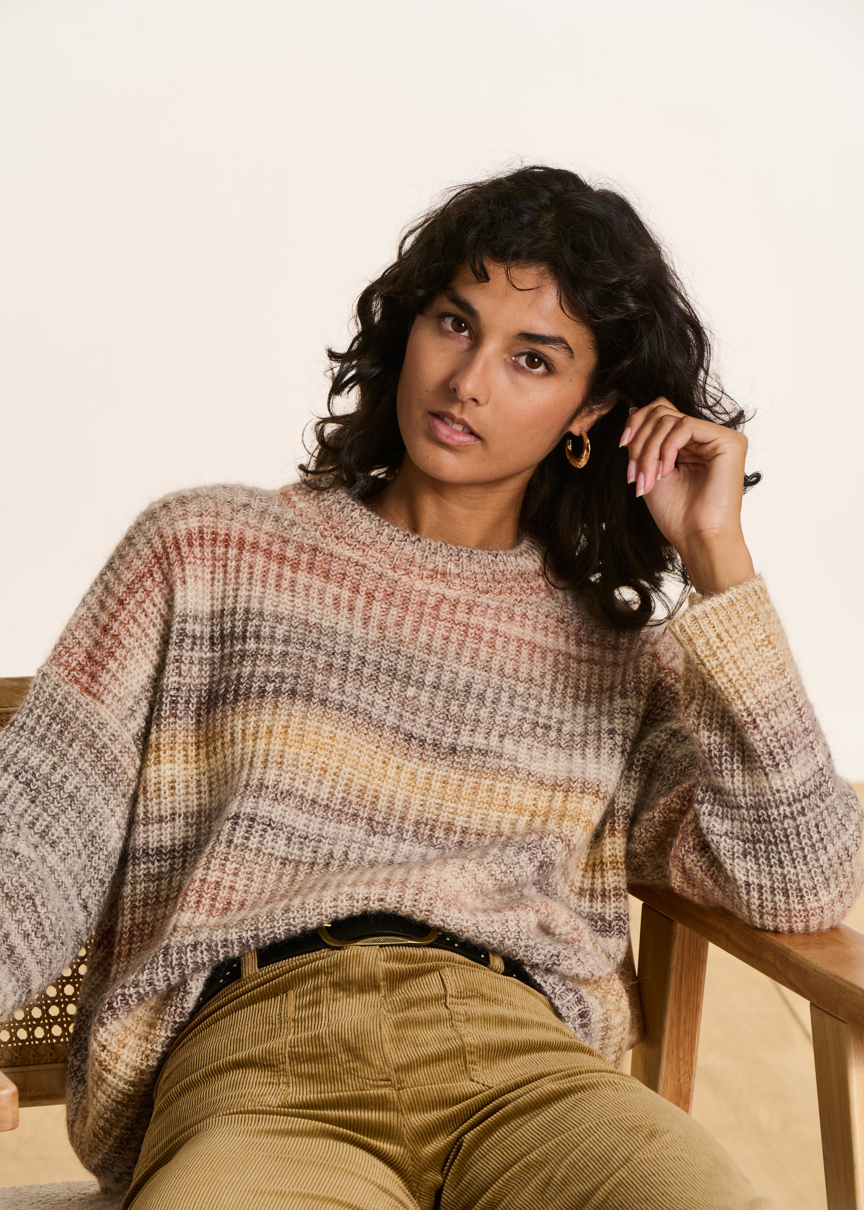 Pull beige en maille col rond