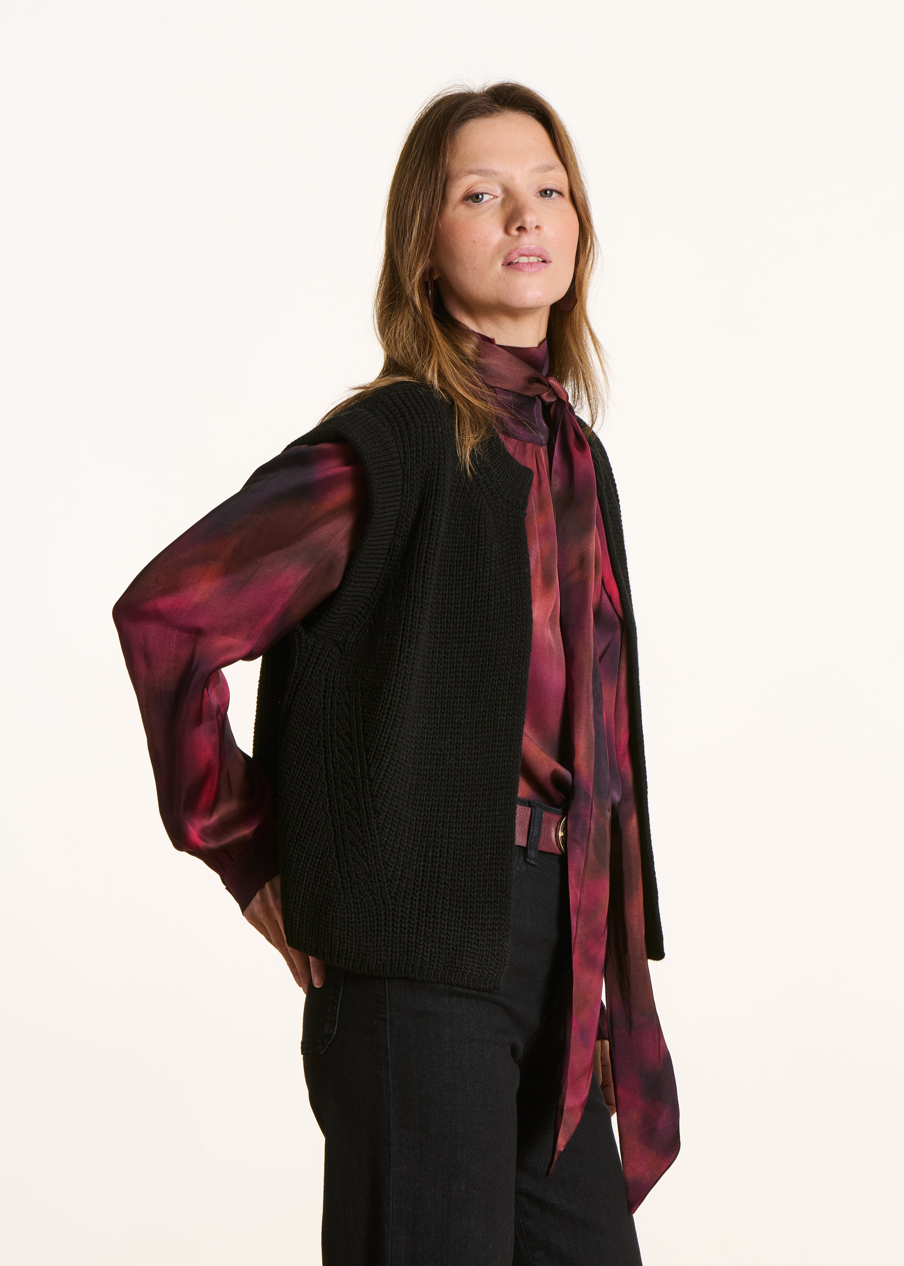 Gilet court sans manches en côtes perlées