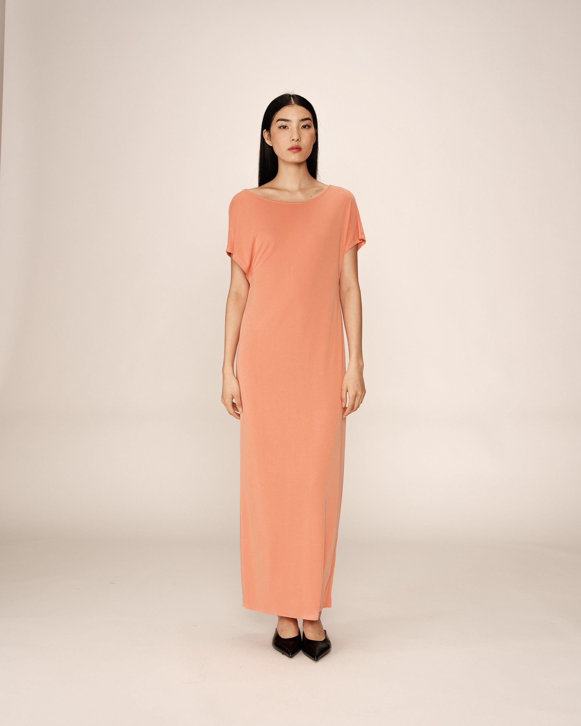 Robe mi-longue en modal peche Peace