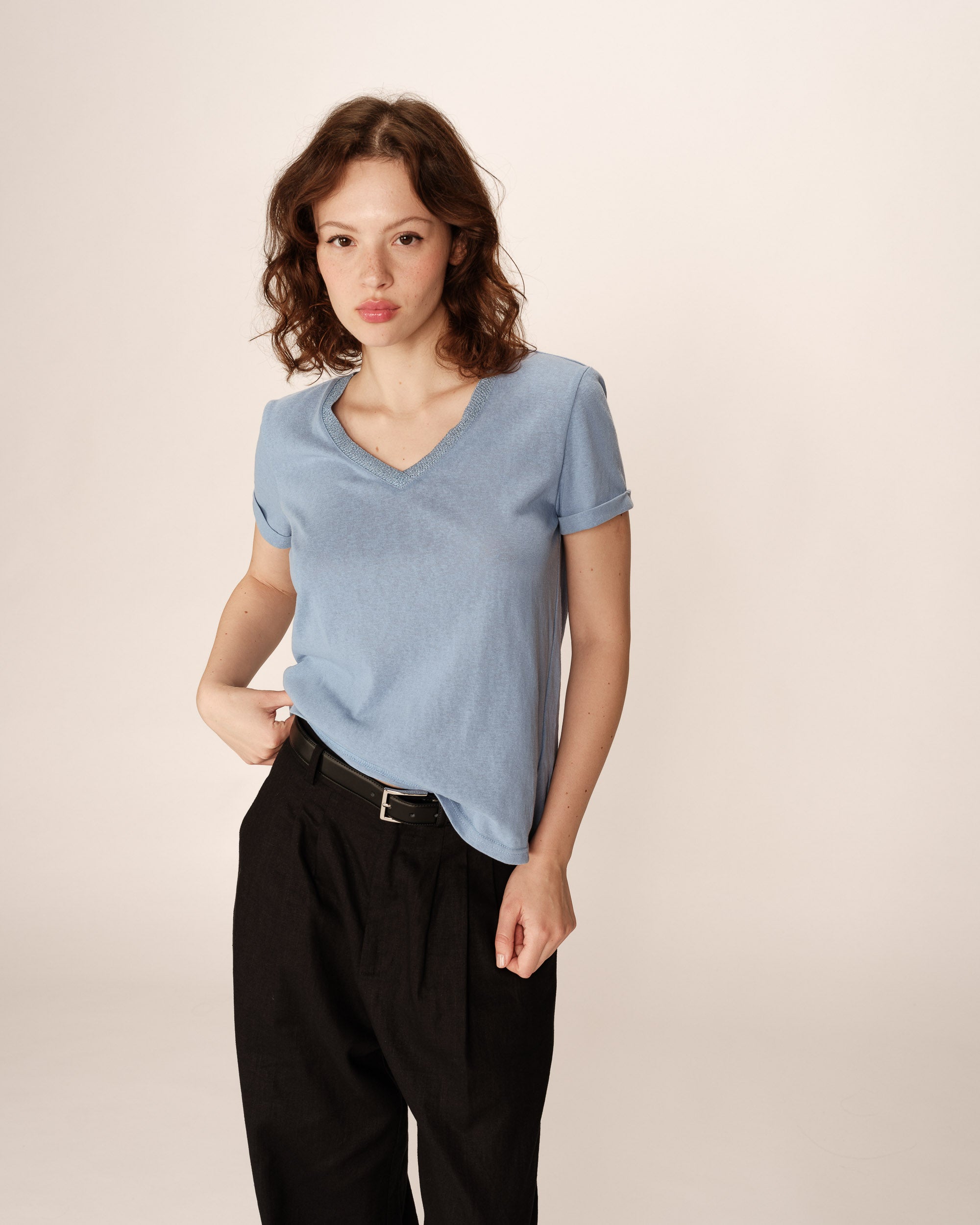 Top col v en lurex bleu Pepito