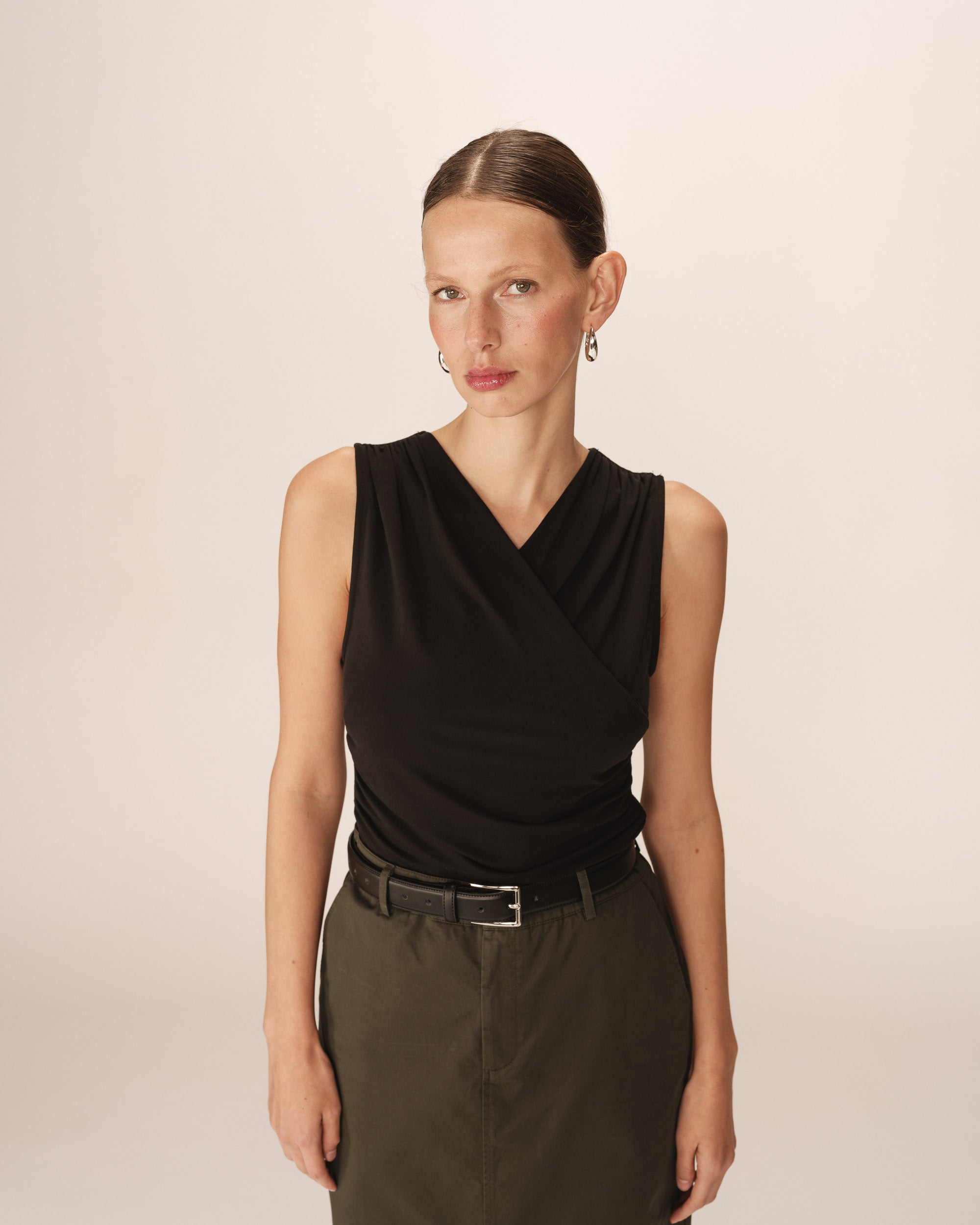 Top sans manches drape noir Pure