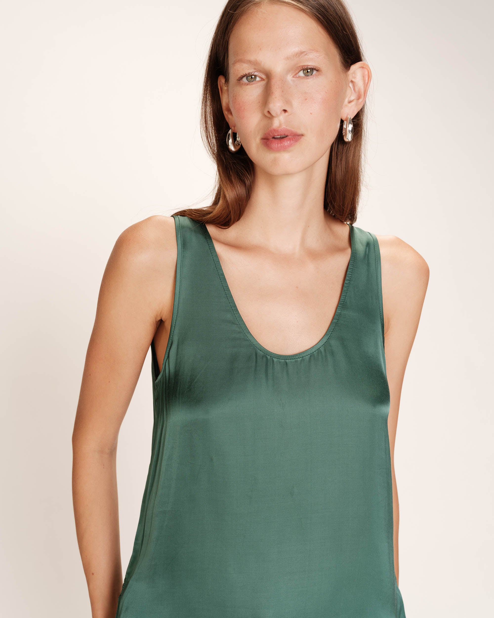 Debardeur en satin emeraude Ricotta