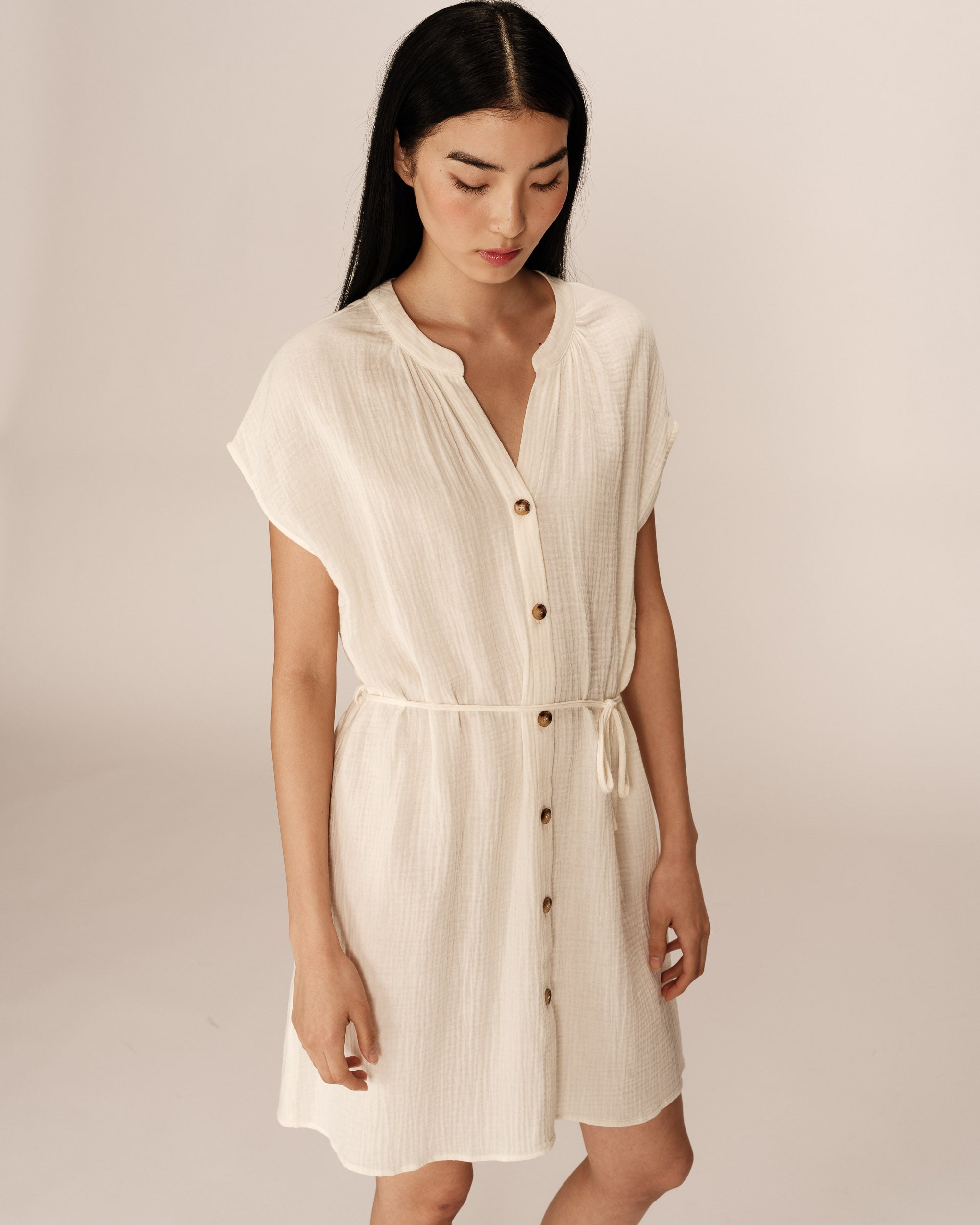 Robe courte en coton ecru Rozana