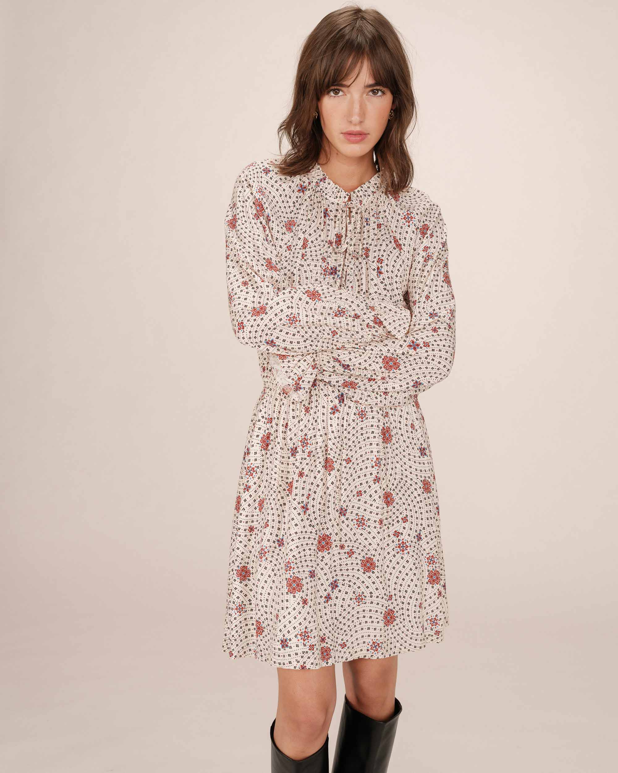 Robe courte ecru Sentimentale