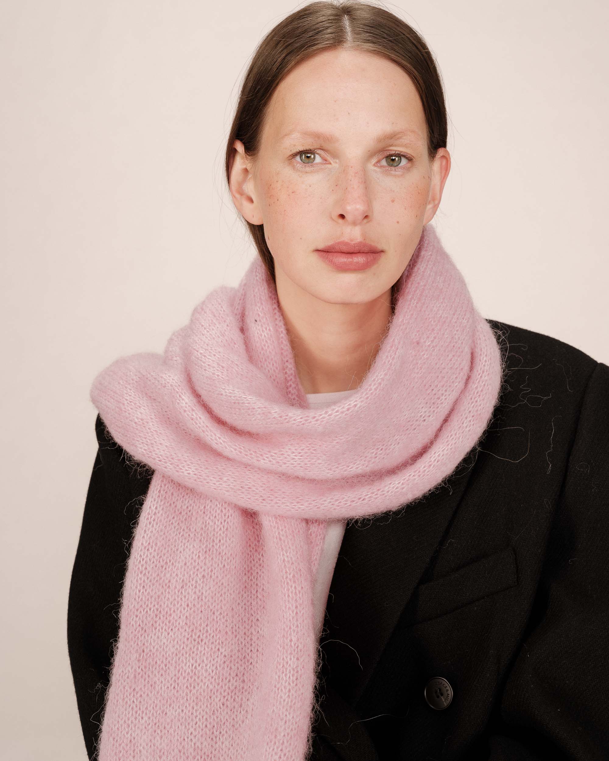 Echarpe en laine cristal rose Saldana