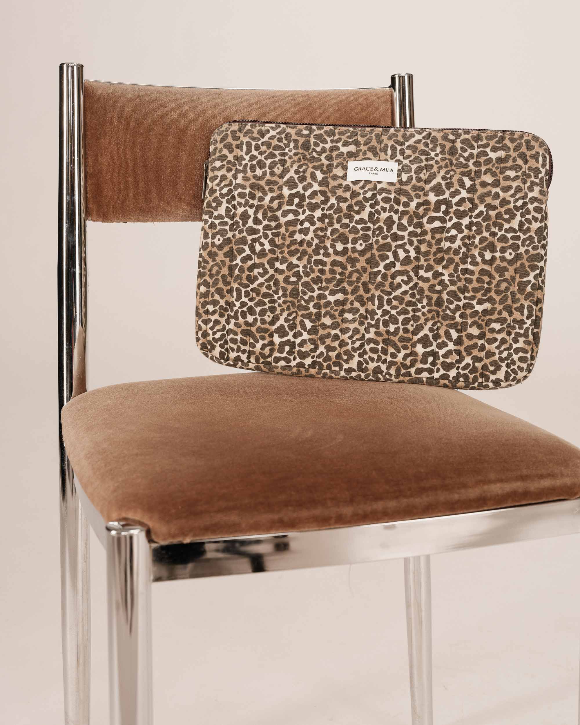 Pochette d'ordinateur leopard Sherry