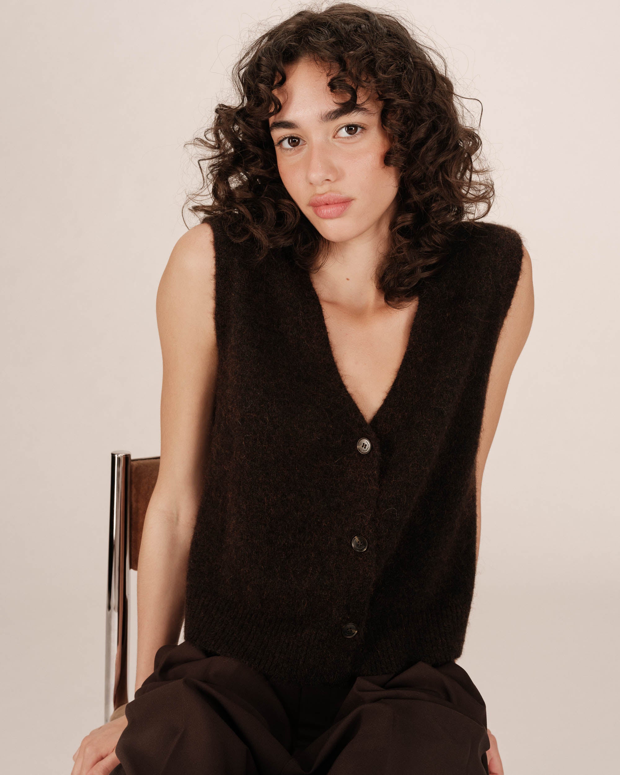 Cardigan sans manches chocolat Santa