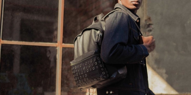 formule Zelden Neerwaarts EASTPAK : 327 boutiques de mode en France.