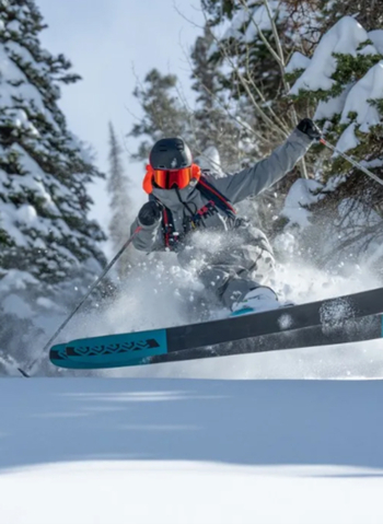 HELLY HANSEN